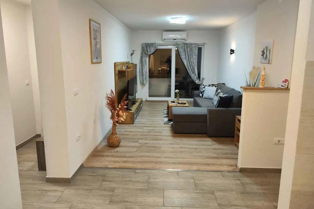 Apartments By The Sea Fazana - 21360