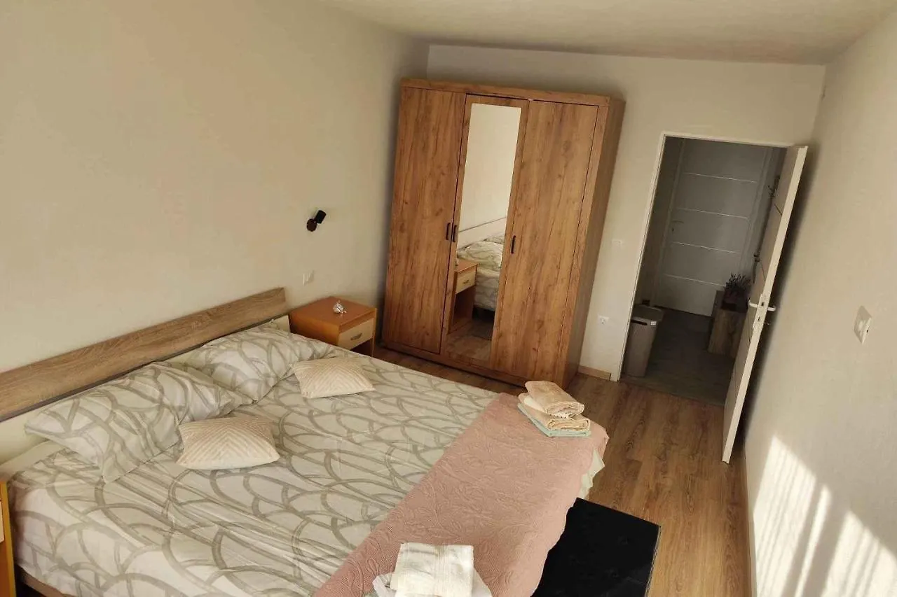 Apartments By The Sea Fazana - 21360