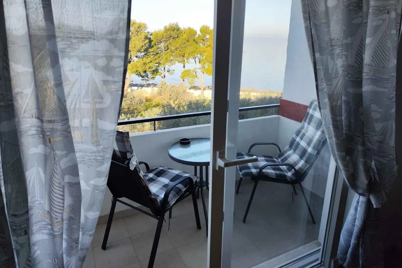 Apartments By The Sea Fazana - 21360 Croatia